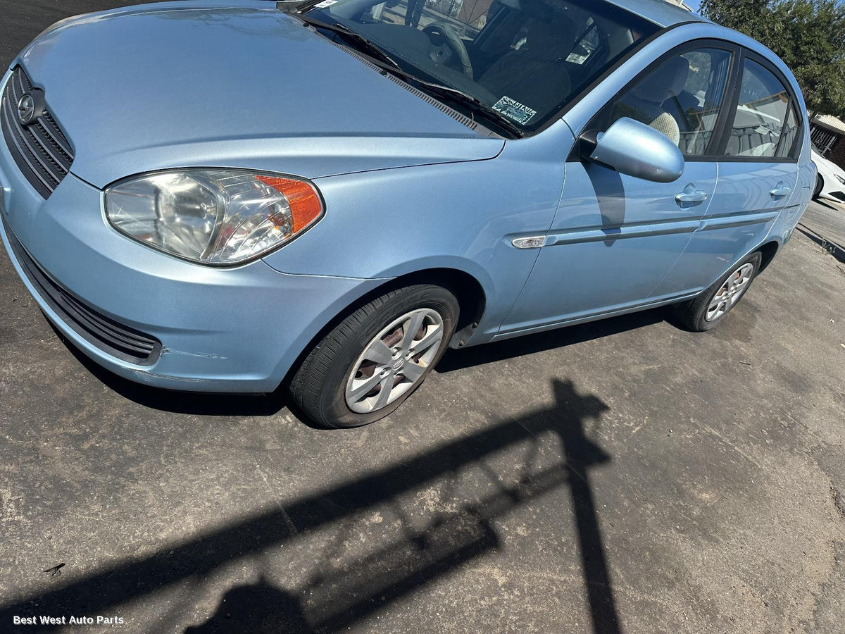 2008 HYUNDAI ACCENT Right Door Mirror