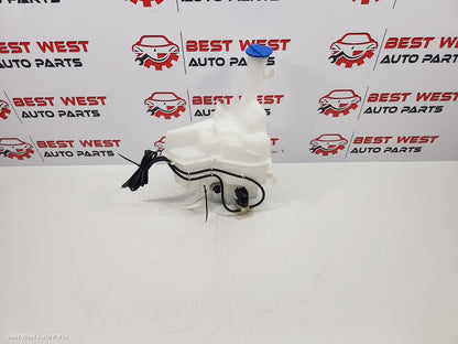2020 HYUNDAI I30 Washer Bottle