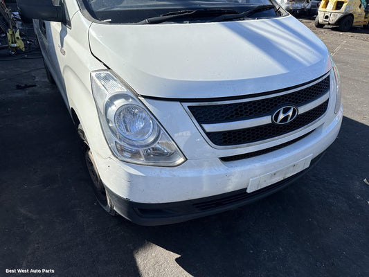 2011 HYUNDAI ILOAD/IMAX Left Headlamp