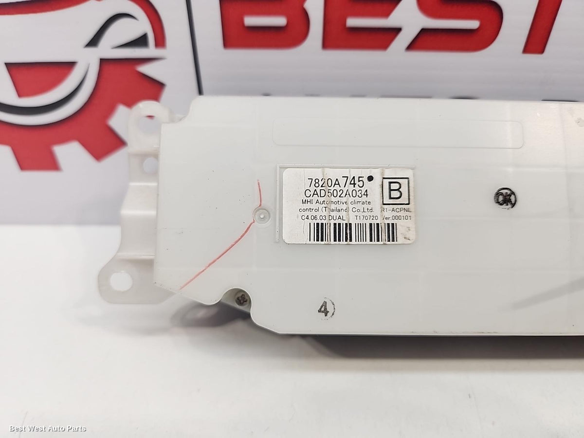 2017 MITSUBISHI TRITON Heater/Ac Controls