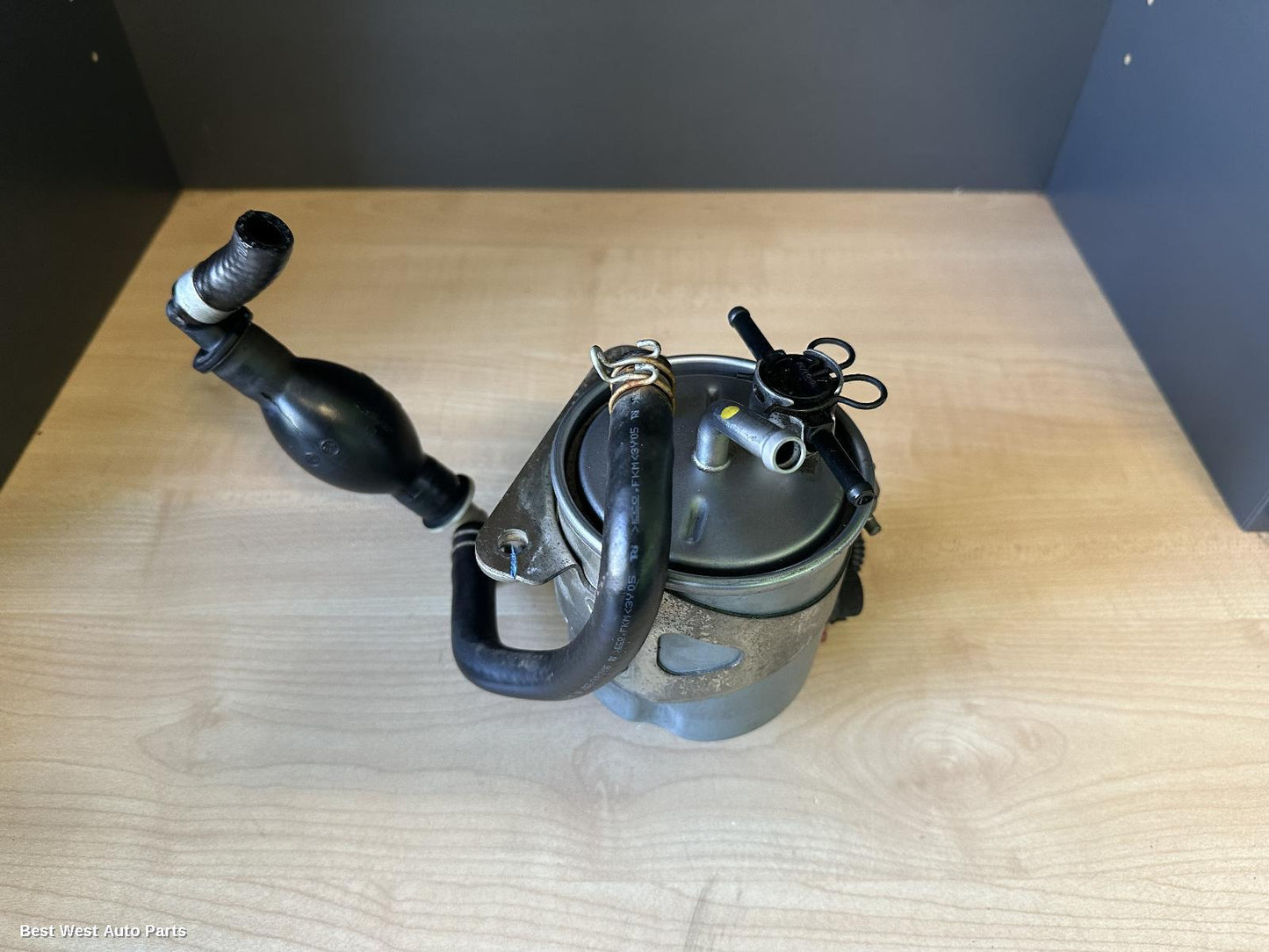 2014 NISSAN NAVARA Fuel Filter Housing