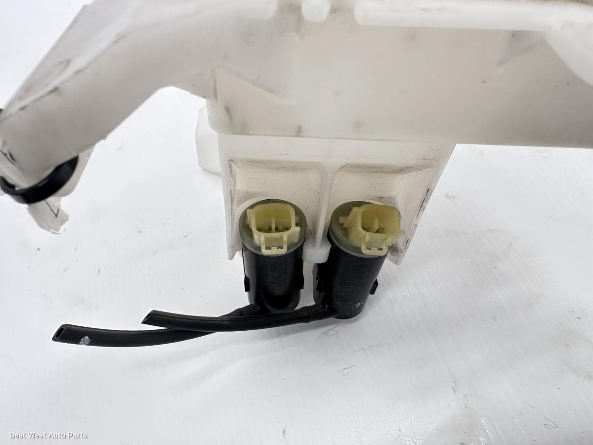 2019 SUZUKI SWIFT Washer Bottle