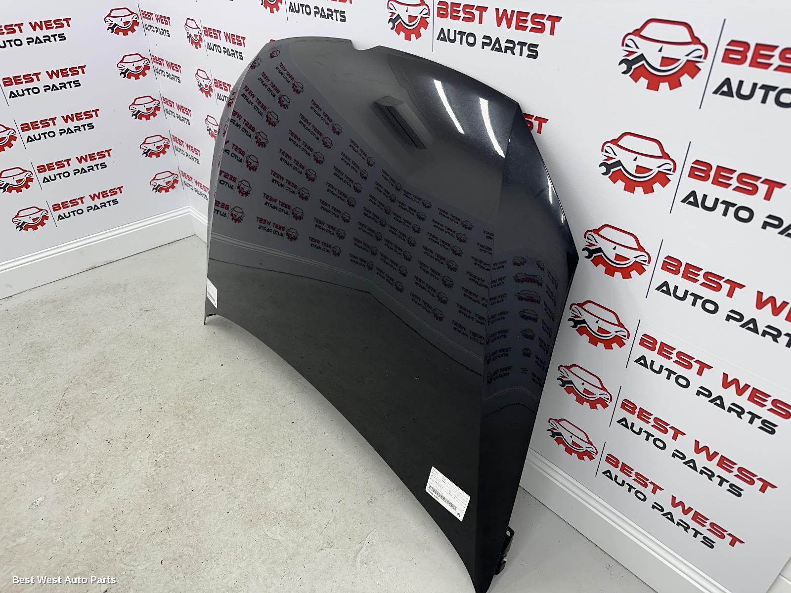 2013 VOLKSWAGEN POLO Bonnet