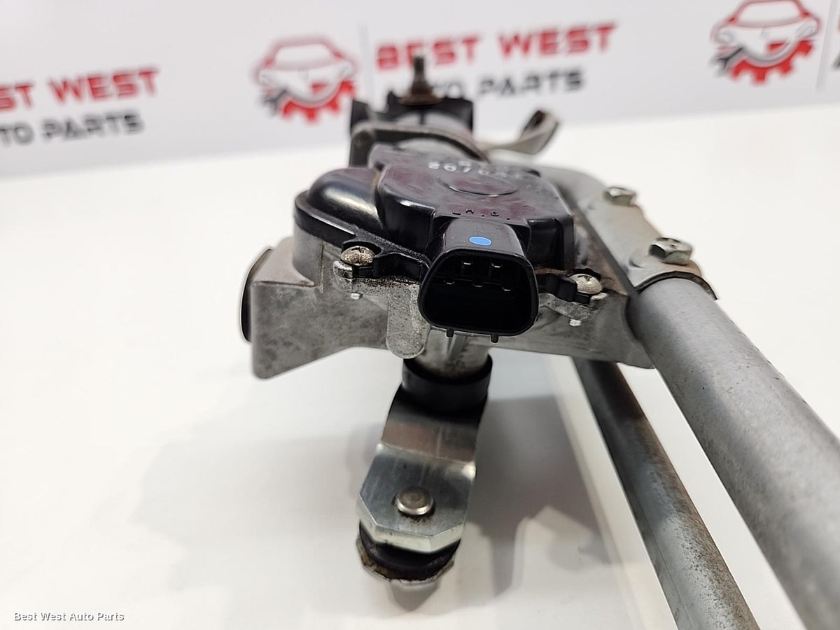 2019 MITSUBISHI PAJERO Wiper Motor