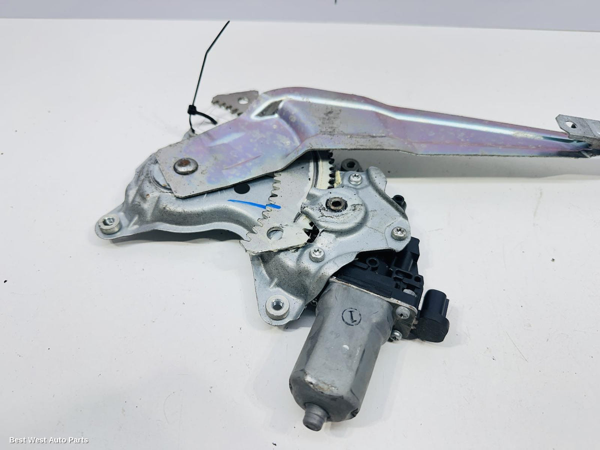 2014 MITSUBISHI MIRAGE Right Rear Wnd Reg/Motor