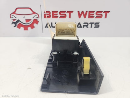 2017 TOYOTA COROLLA Pwr Dr Wind Switch