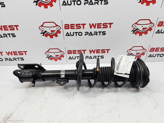 2015 NISSAN JUKE Left Front Strut