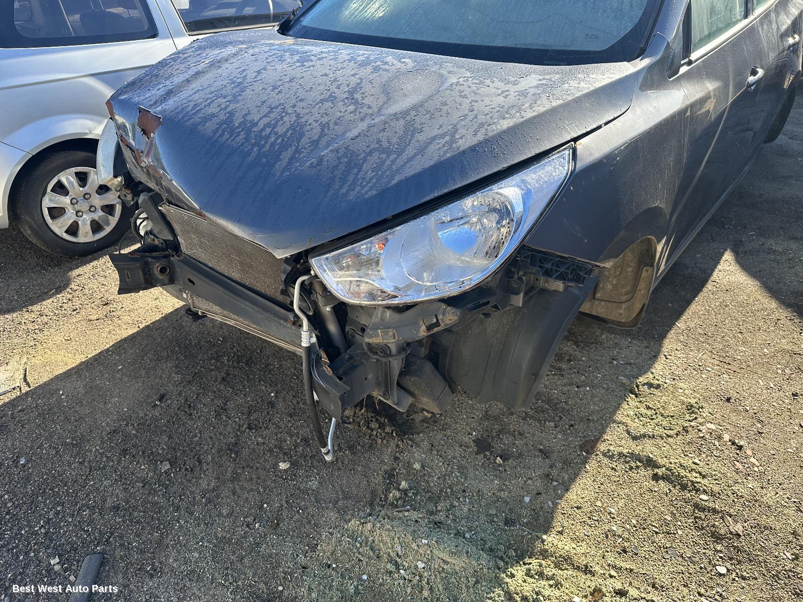 2012 HYUNDAI IX35 Left Rear Door/Sliding