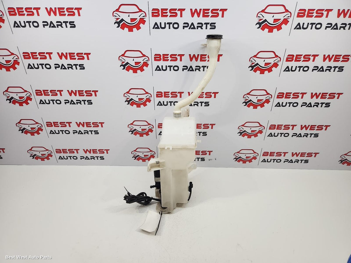 2019 LDV G10 Washer Bottle